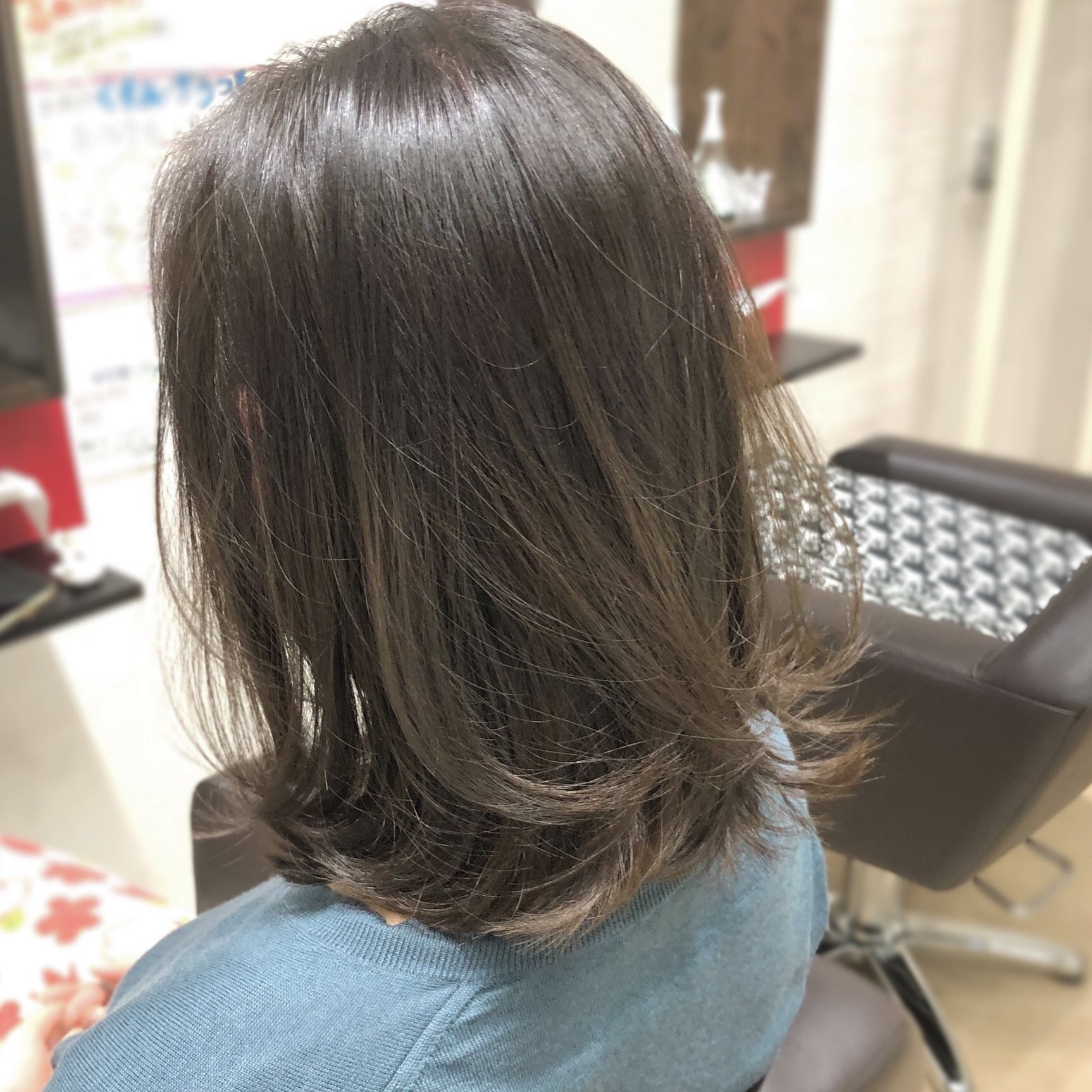 Principia 仙川美容室 スモークマットブラウン 気に入ってわたしも 同じ色にしたこちらのカラー ๑ ᴗ 可愛いですよ T Co H4q60j5ys0 暗めでもおしゃれ グリーン系 スモーク マットカラー スロウカラー スロウ ヘアカラー ヘア