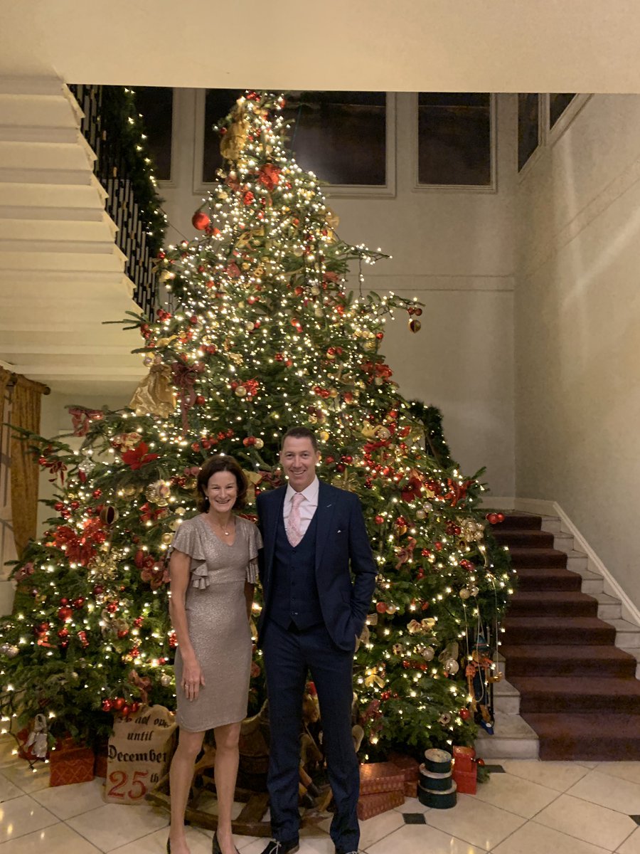 An honour to be inducted into @rtesport hall of fame tonight . Congrats @shanelowrygolf sports person of the year thanks <a href="/DavidMatthews2/">David Matthews</a> for joining me and <a href="/SanitaPuspure/">Sanita Puspure OLY</a> &amp; Kaspars #funtable no.10  thanks <a href="/Carraig_Donn/">Carraig Donn</a> <a href="/KnightAndDay3/">Knight & Day</a> for taking care of the dress ups 👗👠👑