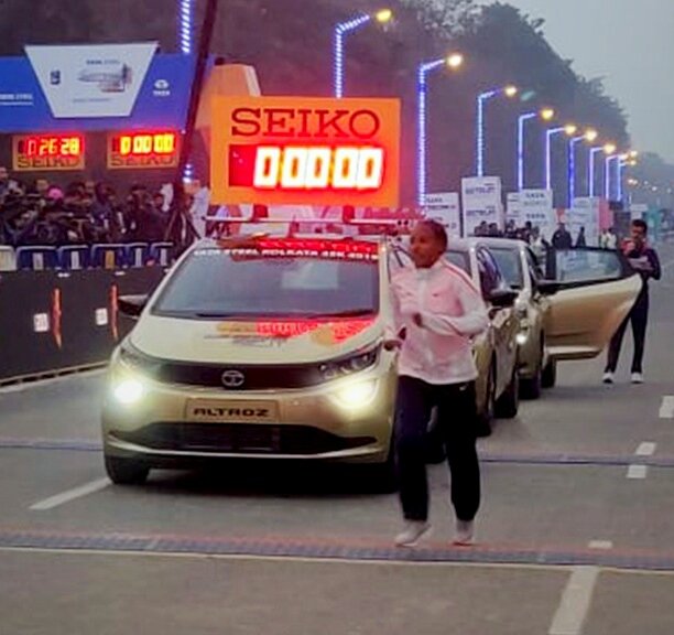 TataMotors's tweet image. The elite athletes arrive in style at @TSK25K

#TheGoldStandard #FeelTheSpirit #RunForGold #TSK25K