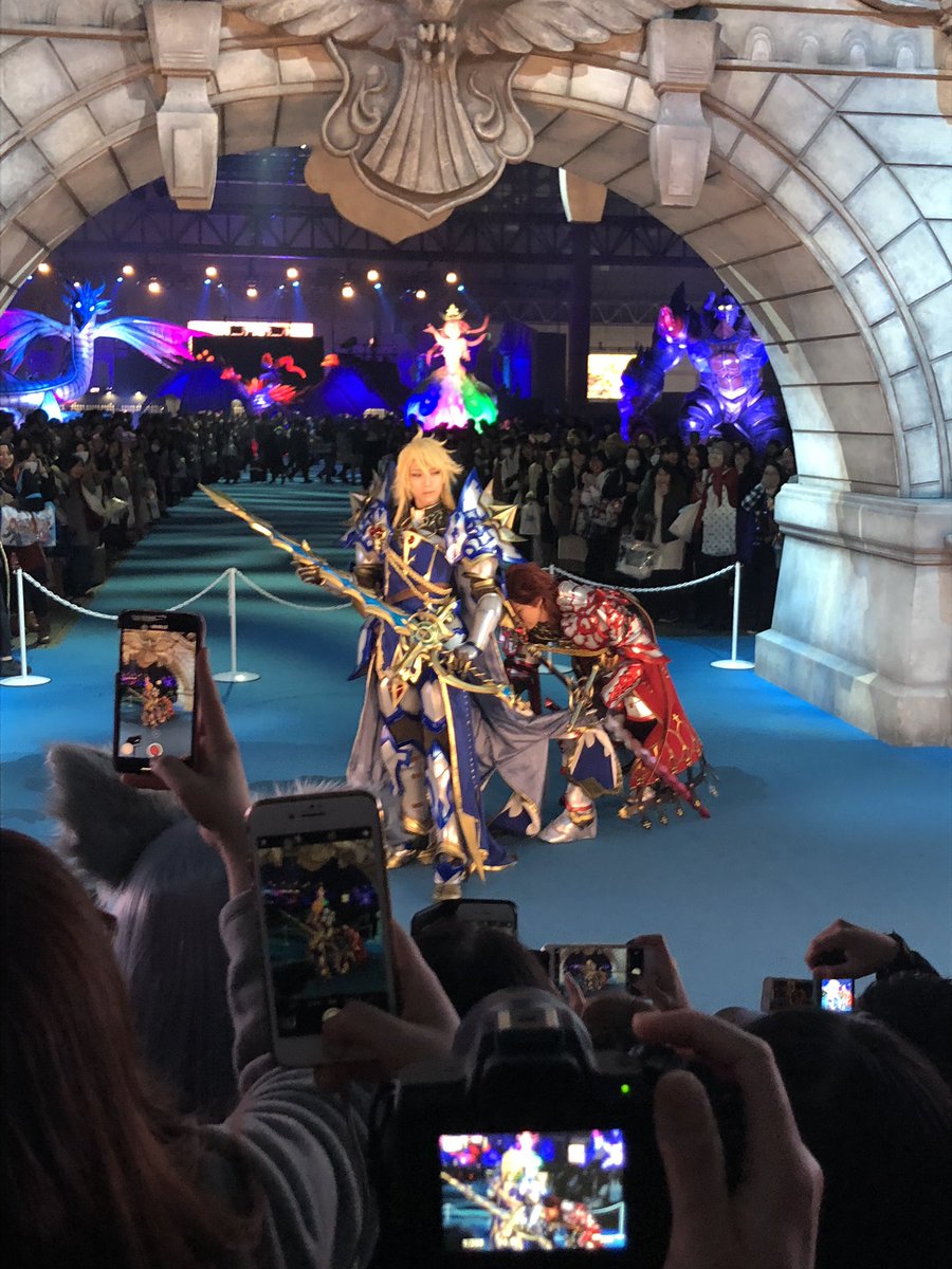 アグロヴァル様のお召し物をなおすパーシヴァル様 グラブルフェス19 話題の画像がわかるサイト アグロヴァル様のお召し物をなおすパーシヴァル様 グラブルフェス19 話題の画像がわかるサイト