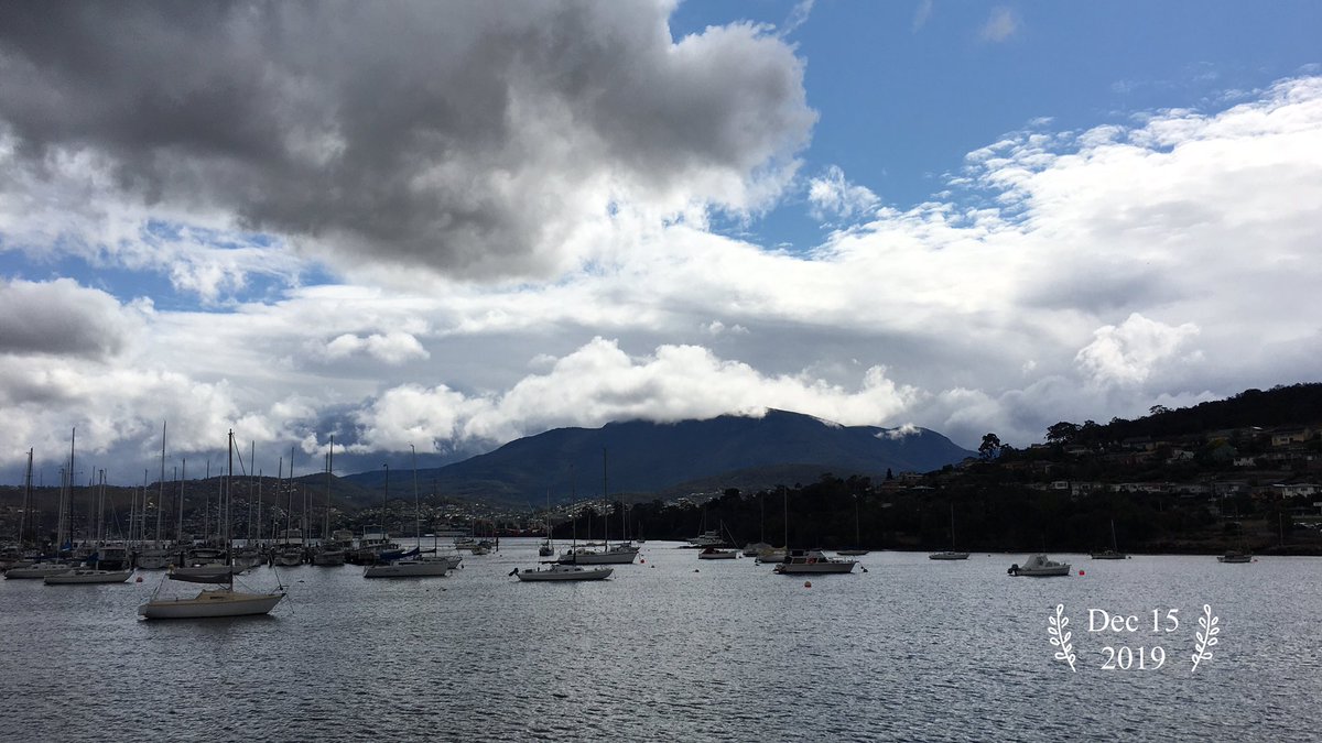 ShiyinSha's tweet photo. G'day Hobart. December 15, 2019.
#GOODDAY #Hobart #Tasmania https://t.co/u9682QSIZs