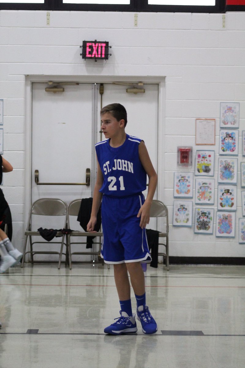 Sarah84703339's tweet image. Mitch in action against Solomon today! #4fouls #tallkid