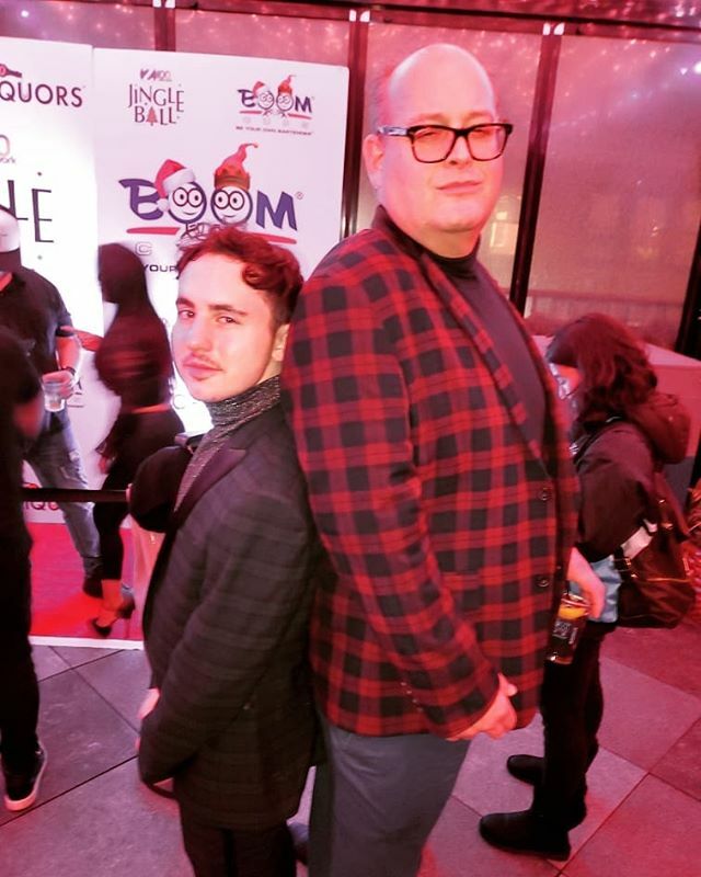 BigFatJoeyShow's tweet image. TWINNING with @bradyonair at the @z100newyork #jingleball after-party hosted by @boomcups 
#theminkisme #thebigfatjoeyshow #z100 #jingleball #boomcups
#holidayseason #holiday #christmas #twinning #afterparty #nyc #timessquare ift.tt/2svEsU4