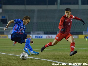 サッカー選手ってなんで手首にテーピングしてるの 実はカッコつけだった すぽみて