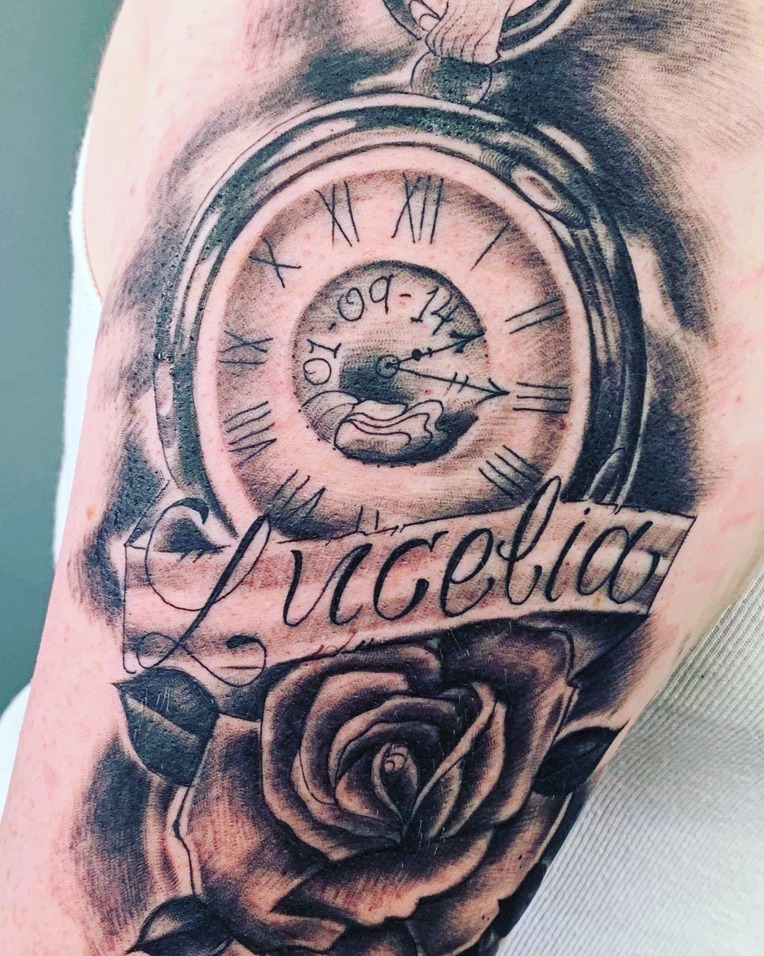 Shoulder Clock Skull Tattoo by Memorial Tattoo