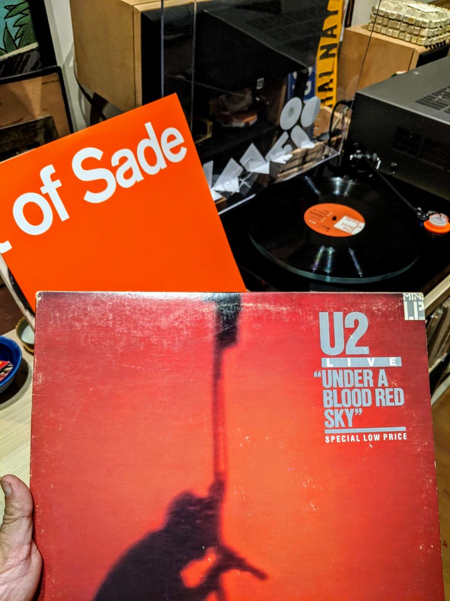 GulatiSinghJ's tweet image. &apos;I have climbed the highest mountains
I have run through the fields

I have run, I have crawled
I have scaled these city walls
These city walls
Only to be with you...&apos; 

@U2 #U2 #U2TheJoshuaTree2019 #u2mumbai