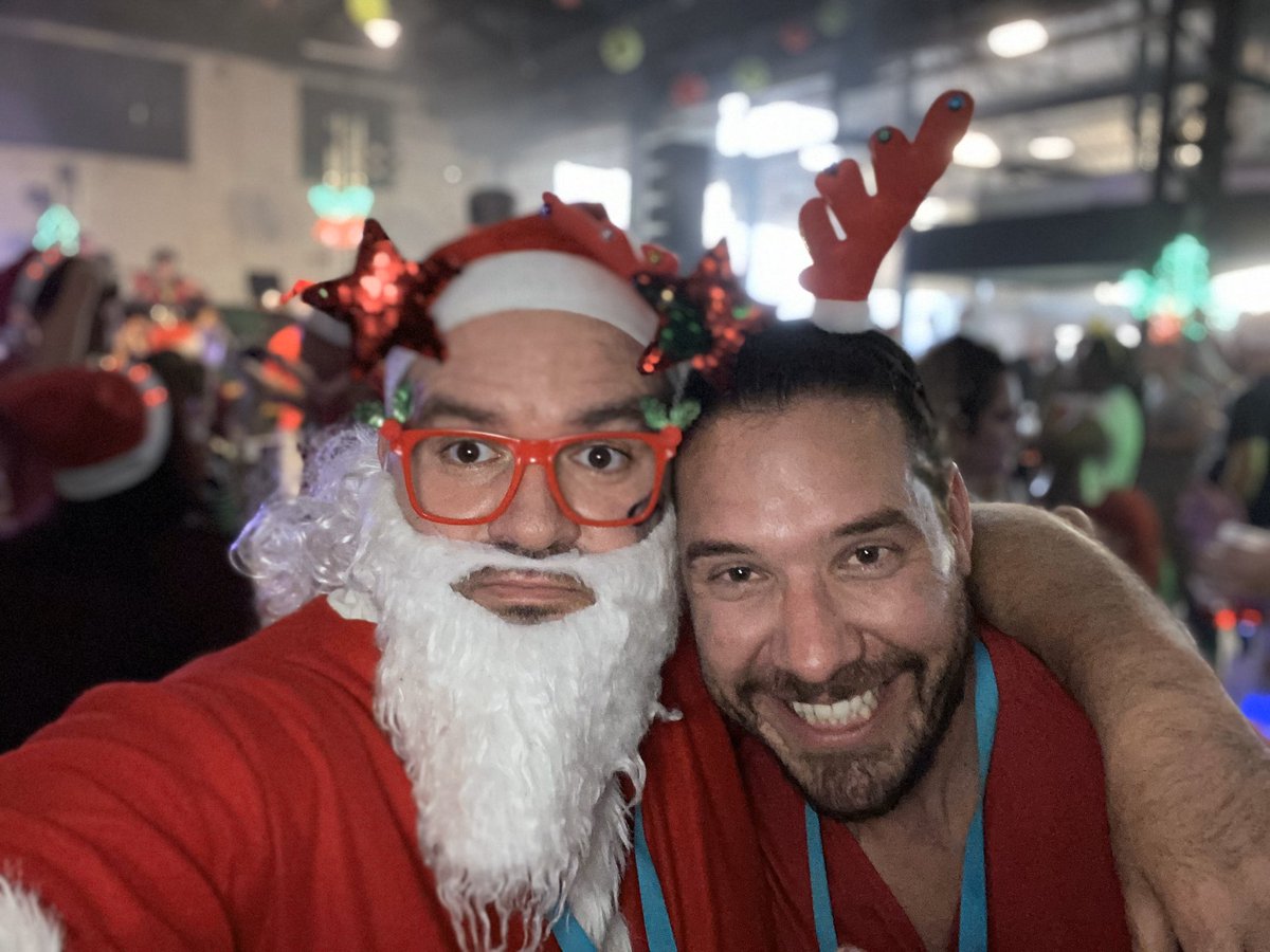 Travesty_Kruger's tweet photo. About yesterday! Man, that was just the most fun! #12PubsofXmas https://t.co/oPHZMOn9xC