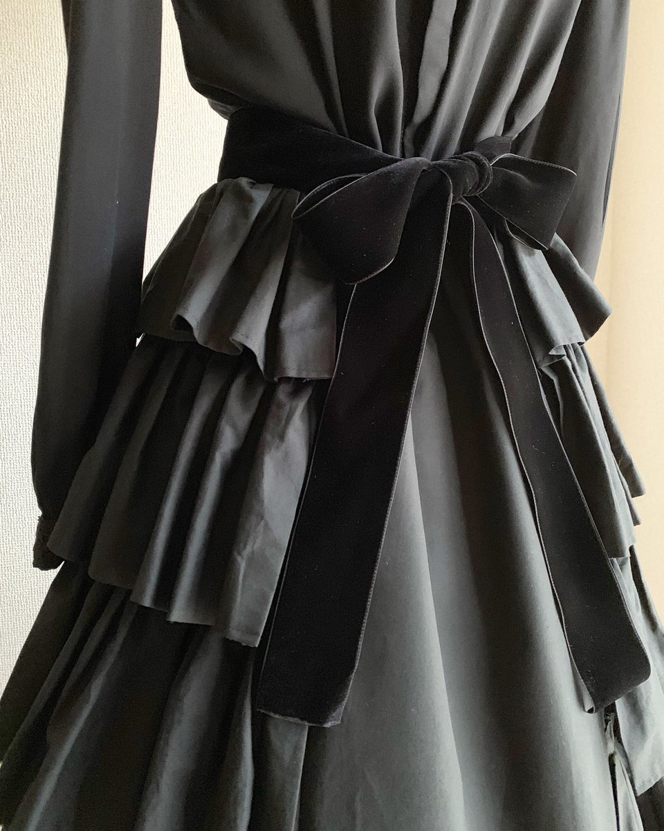 LamaisondeLilli's tweet photo. Web Order Item 

・Victorian yoke blouse
・Bustle style tiered skirt

https://t.co/BigfXAjN09 https://t.co/HupORbVrjO