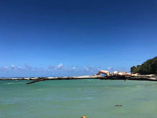 Maximum relaxation on the horizon🤙 Hoping for more moments like this in 2020 📸@tiffanychou💗 ift.tt/39mQaRz