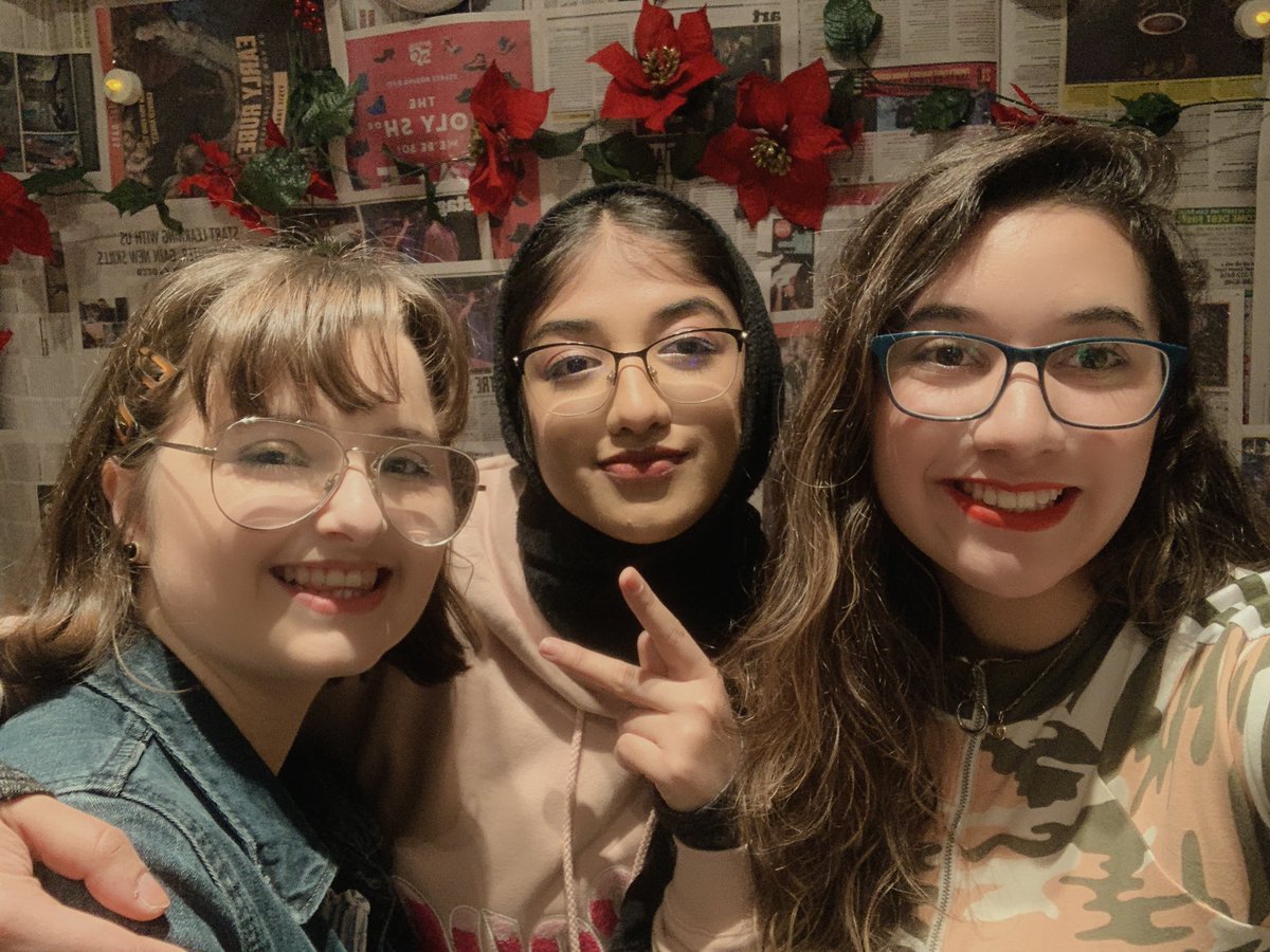 promiseinwinter's tweet photo. Celebrating #TaeInThe6IX with these two cuties @5umtrbl @H1971Iris ๐ค https://t.co/mvqYqt6l6m