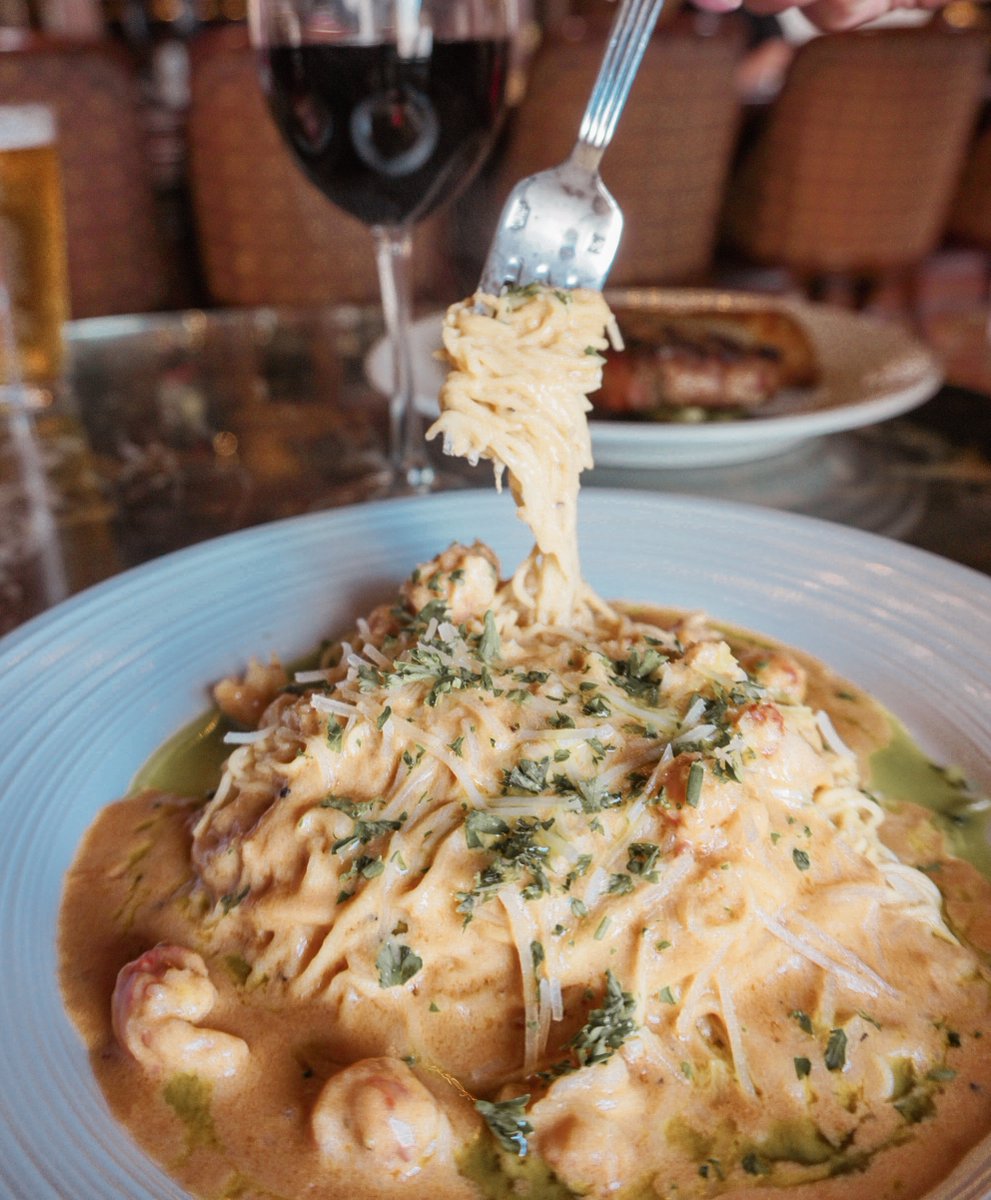 Go ahead, show off your pasta twirling technique. 

Swing by our Lobby Court Bar for dinner this evening to try some of our other tempting dishes! <a href="/RenHotels/">Renaissance Hotels</a>

🍽: Langostino Lobster Pasta