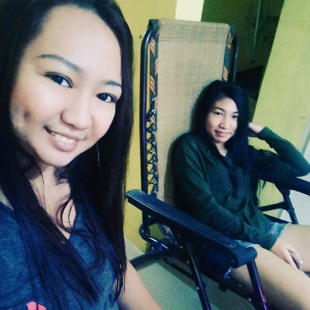 davonaire1129's tweet photo. welcome home bunso ☺️
glad that you came to celebrate new year with daddy.. He misses you so much.. remember that
you are always welcome here in our house 😊
know that ate will always be here for you..
#LilSis
#Bunso
#DaddysGirl
#HalfSis https://t.co/yheeidF07h