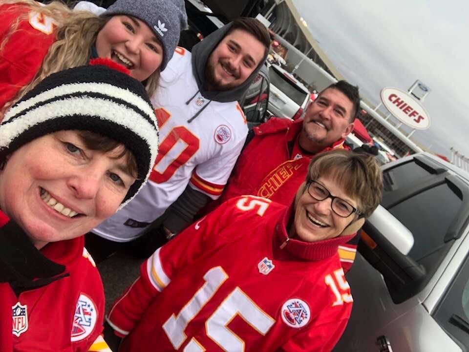 tinaholub's tweet photo. #ChiefsKingdom 
BEST CHRISYMAS GIFT EVER!! THANKS GRAMMY!! ENJOY YOUR FIRST CHIEFS GAME!! https://t.co/hw1djxQRdY