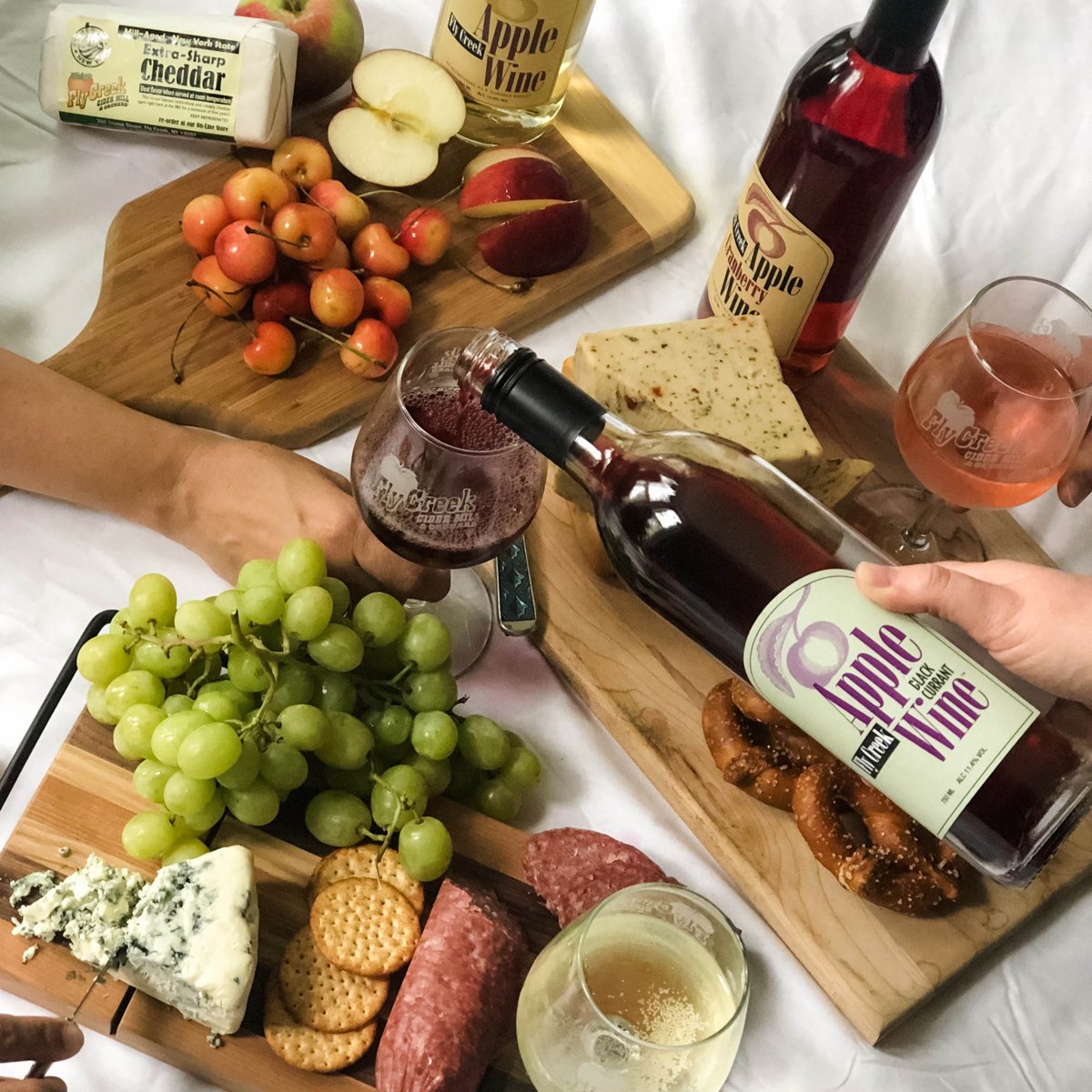 Send 2019 out in style... with snacks! 
.
.
 #FlyCreekCiderMill #CiderMill #Cooperstown #WeAreCooperstown #GoCooperstown #UpstateNY #ThisIsCooperstown #WeGoCooperstown #CooperstownNY #CooperstownNewYork #Travel #NewYorkGetaways #ILoveNY #NewYorkState