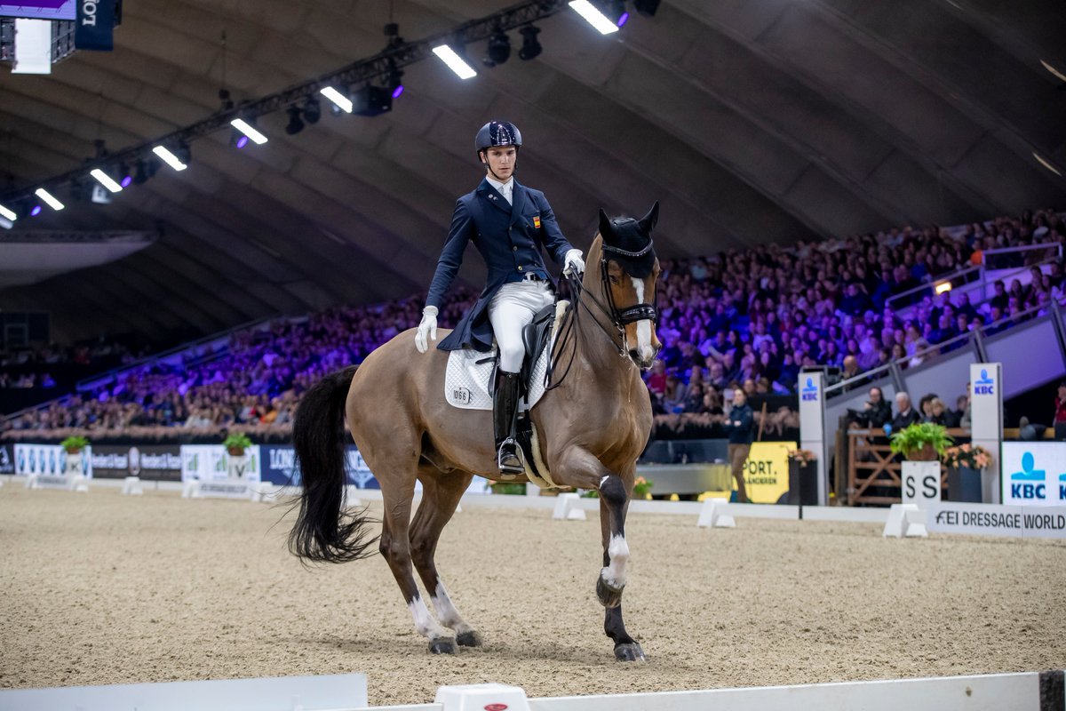 The FEI tweet media