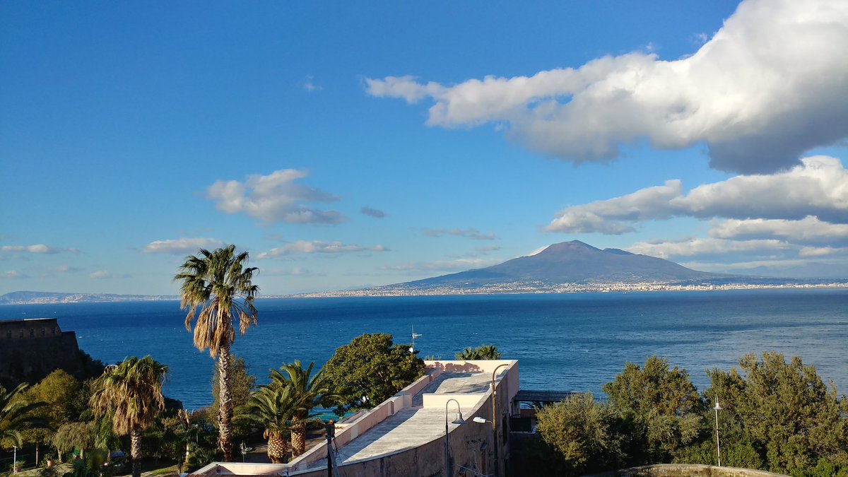 Arciclaudio's tweet photo. Few things soothe my soul more than the view of Naples from the Sorrento coast.
#peaceatheart https://t.co/PiFHoZfgXg