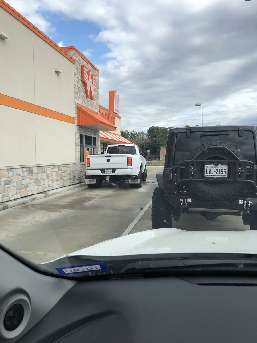 drachylegs's tweet photo. Why whataburger can try but never beat Chick-fil-A #greatservice #chick-fil-a #whataburger https://t.co/AMeNr2SpCx