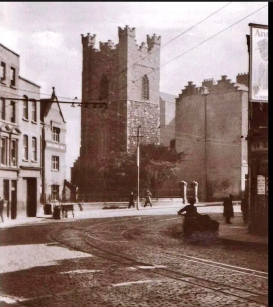 OldDublinTown's tweet photo. Photos of Cornmarket area and St Audeons Church
📷 @NLIreland @DCLAReadingRoom
#LoveDublin #OldDublinTown
@libertiesdublin @jdmccafferty @dodublintours @littlemuseumdub @TempleBarTrad @MarshsLibrary @StAudoensNS @StAudoenStudent @ScuffilC @lizgillis191623 @irishradioca https://t.co/qFqEo8qStK