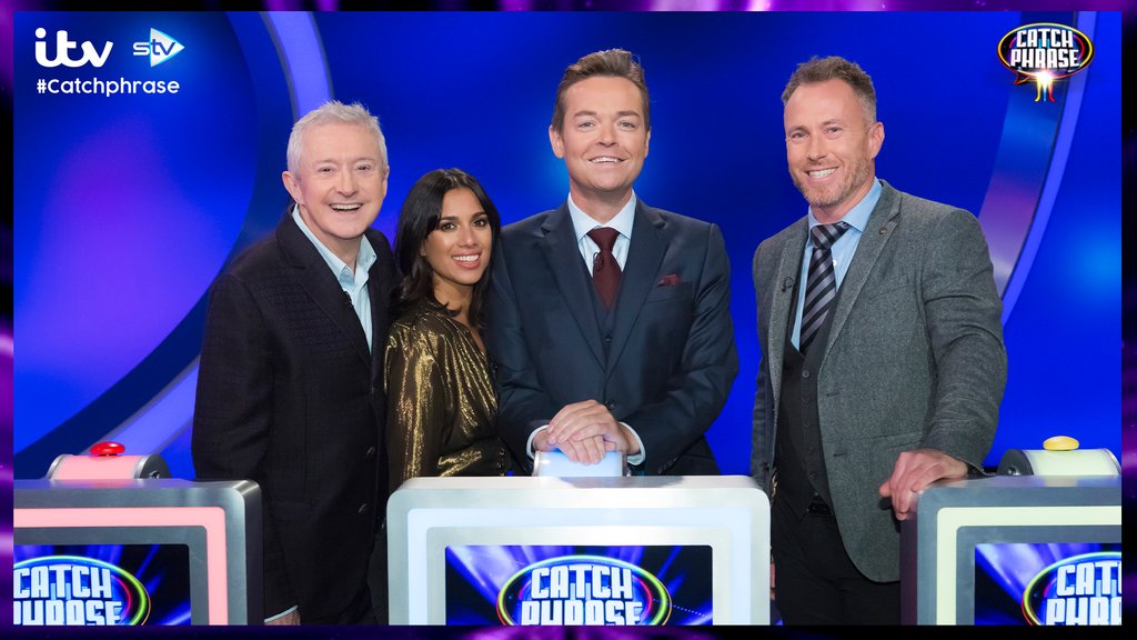Catchphrase's tweet photo. 📣New Celebrity #Catchphase will be back this Saturday when @StephenMulhern will be joined by @The_JamesJordan, @FionaWade_ and #LouisWalsh
Don't miss it, Saturday at 6pm on @ITV and @WeAreSTV https://t.co/o0paLh9SQM
