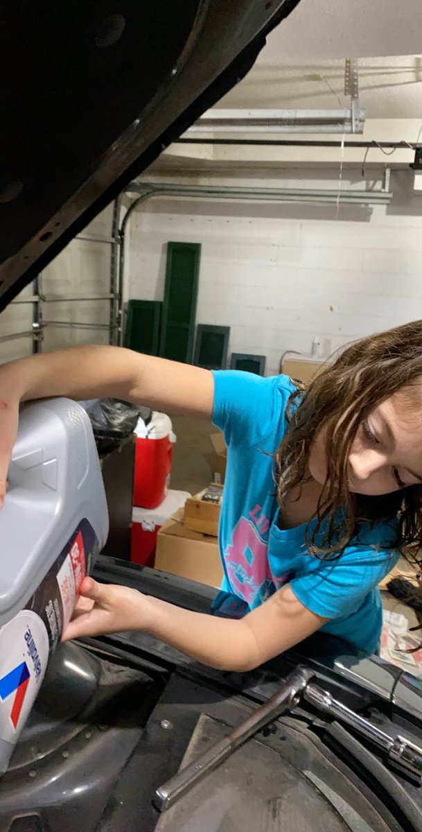 SkeetersChris's tweet photo. Start em young. Doing a little car maintenance this morning. Oil Change and wiper change. #Camaro #5thGen #RSCamaro #DaddyDaughterTime #Napa #Valvoline @NAPARacing @NAPAKnowHow @Valvoline https://t.co/prJkU8VHsM