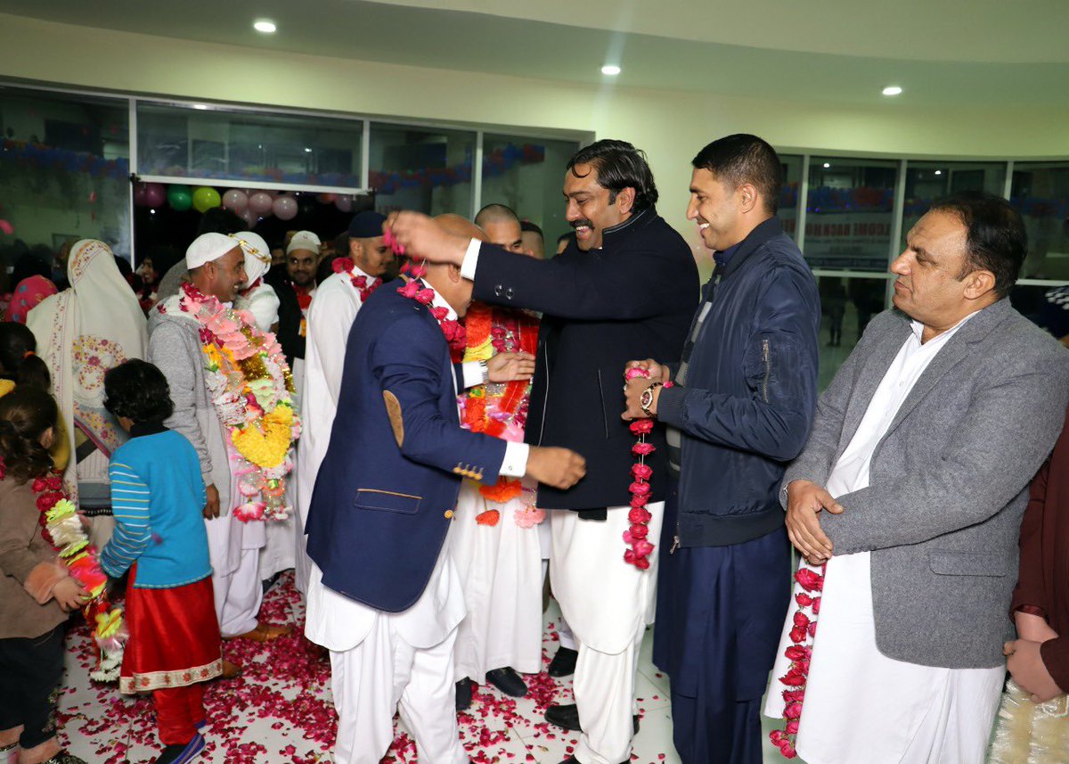 Kort_org_uk's tweet photo. Alhamdulliha..!
Our blessed children & chairman of KORT have reached KORT Akhtarabad. Children, staff and civil society members welcomed the Umrah delegation.
#Blessed #children #staff #Chairman #Umrah #Delegation #Society #reached #Home #SupportKORT #KORT #Donors #Muskorteers https://t.co/BkoGlgOPH7
