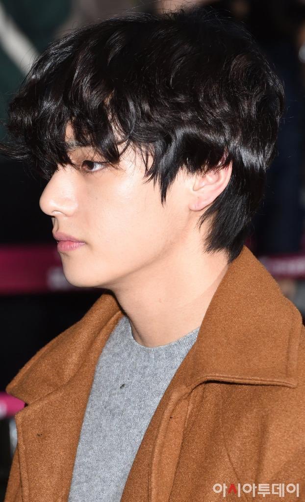 HAPPY BIRTHDAY OUR WINTER BEAR! 💜💜💜 #HappyBirthdayTaehyung #HappyVDay #HappyTaehyungDay  #BornToVLoved