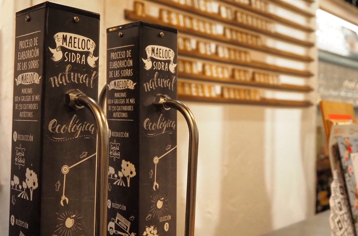 LaTitaVigo's tweet photo. ¿Quieres tomar una sidra ecológica y 100% gallega? ¡Pídete nuestra Maeloc natural!
.
.
.
#Vigo #EstrellaGalicia #vino #RibeiraSacra #Godello #maeloc #LaTitaRivera #vigomola #vigocity #tanques #cerveza #cerveceros #locales #sidra #cider #bares #baresdevigo #galiciacalidade https://t.co/7kxUeyj7As