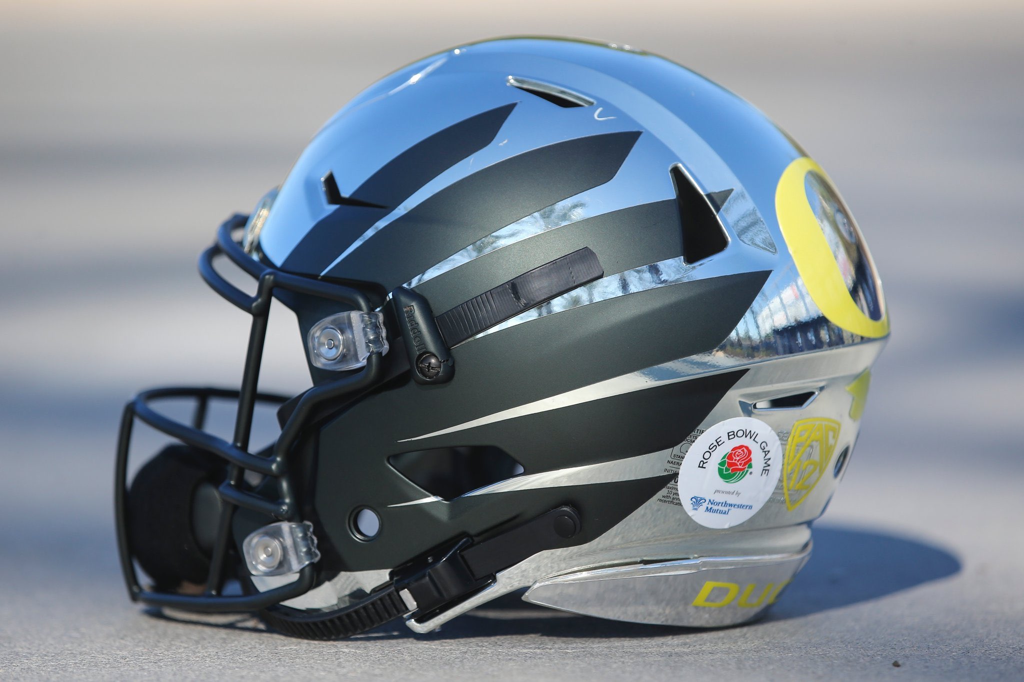 Oregon hotsell football helmet