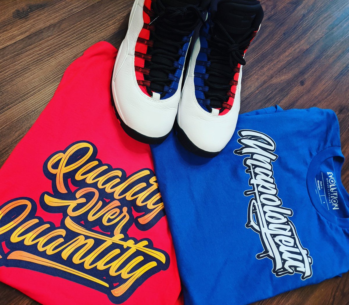 MoFreedomHabits's tweet photo. SUNDAY FUNDAY

WE GOT ANOTHER #FREE RAFFLE!

1️⃣ Follow @ev0_brand 
2️⃣ RT
3️⃣ ❤️

WE GIVE AWAY AN EXTRA TEE FOR EVERY 20 FOLLOWERS!
(CURRENTLY @ 83 FOLLOWERS)

80 FOLLOWERS AND WE #GIVEAWAY A FREE PAIR OF KICKS!

CONTEST ENDS 8PM CST 12/29 https://t.co/aER88VczWD