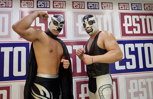 NgdFans's tweet photo. Y es que un día como hoy pero de hace 4 años @SansonDinamita y @ElCuatreroD hacían su triunfal debut en la @Arena_MX un martes de nuevos valores con el que fuese su padrino el tifón de Osaka #Okumura https://t.co/SdVTAjpbUR
