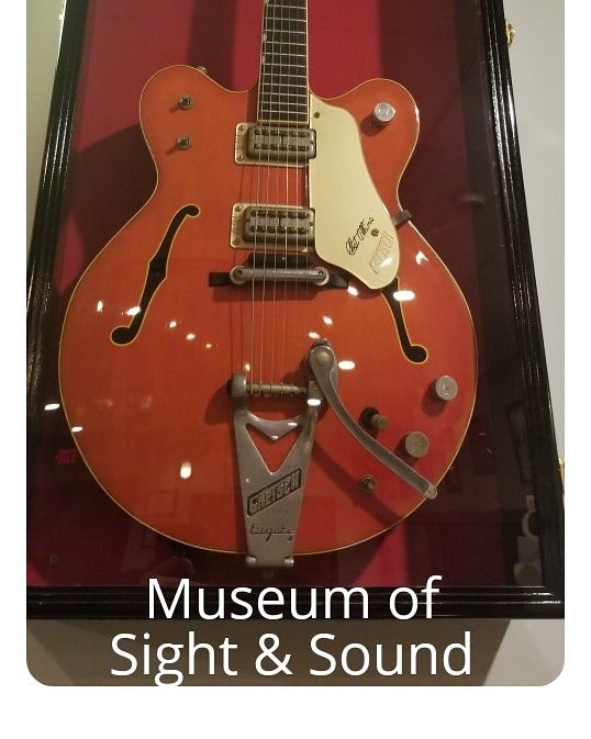 Lex_SRA's tweet image. Chet Adkins autographed guitar at The Museum of Sight and Sound LSRA