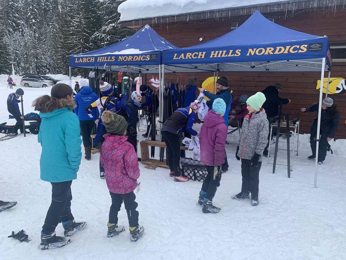 PhotoSquared's tweet image. Good luck @Ski_LHN race team! #skilarchhills #crosscountrybc