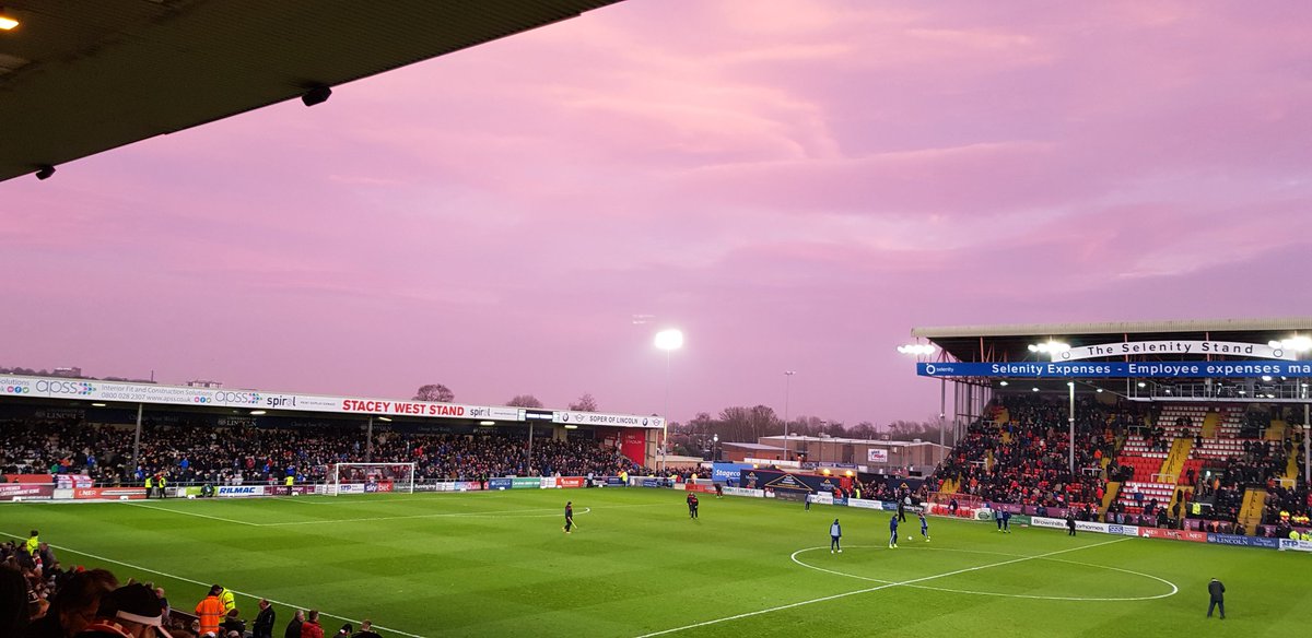 Even the sky was shining red over Sincil Bank today. <a href="/LincolnCity_FC/">Lincoln City FC 🇺🇦</a> <a href="/tylerjandrew1/">Tyler Walker</a> @Steve_Percival <a href="/lincolnthing/">It's a Lincoln thing</a> <a href="/burtonrdchippy/">Burton Road Chippy - Lincoln</a> <a href="/Poacher_The_Imp/">Poacher</a> <a href="/LadyImps/">L.I.S.A</a>