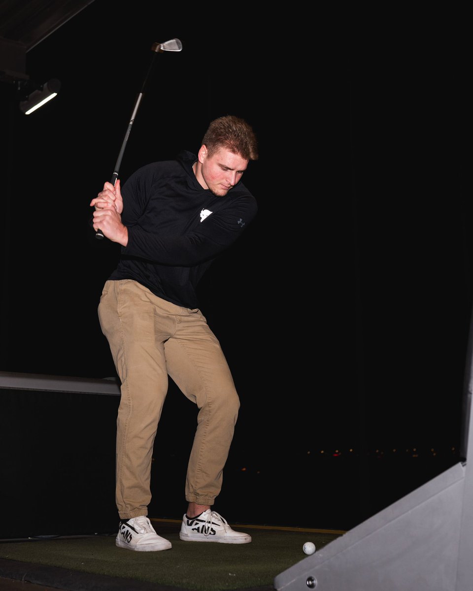 wyo_football's tweet photo. Night out at Top Golf in Tucson for the Cowboys.
Any pointers @wyo_golf
@novaAZBOWL | #RideForTheBrand https://t.co/INJYeFH8vJ