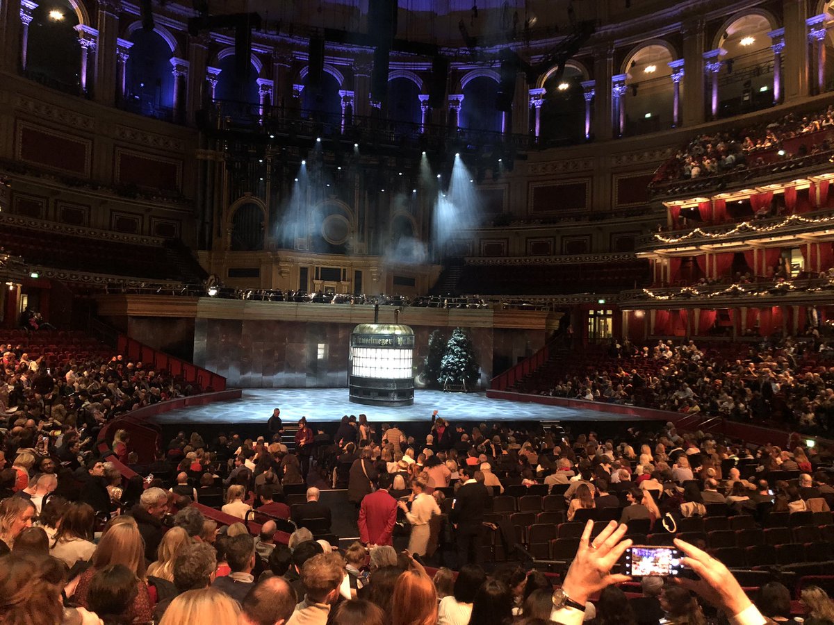 optical_guru's tweet photo. Nutcracker time out https://t.co/tJOnCmJlyF