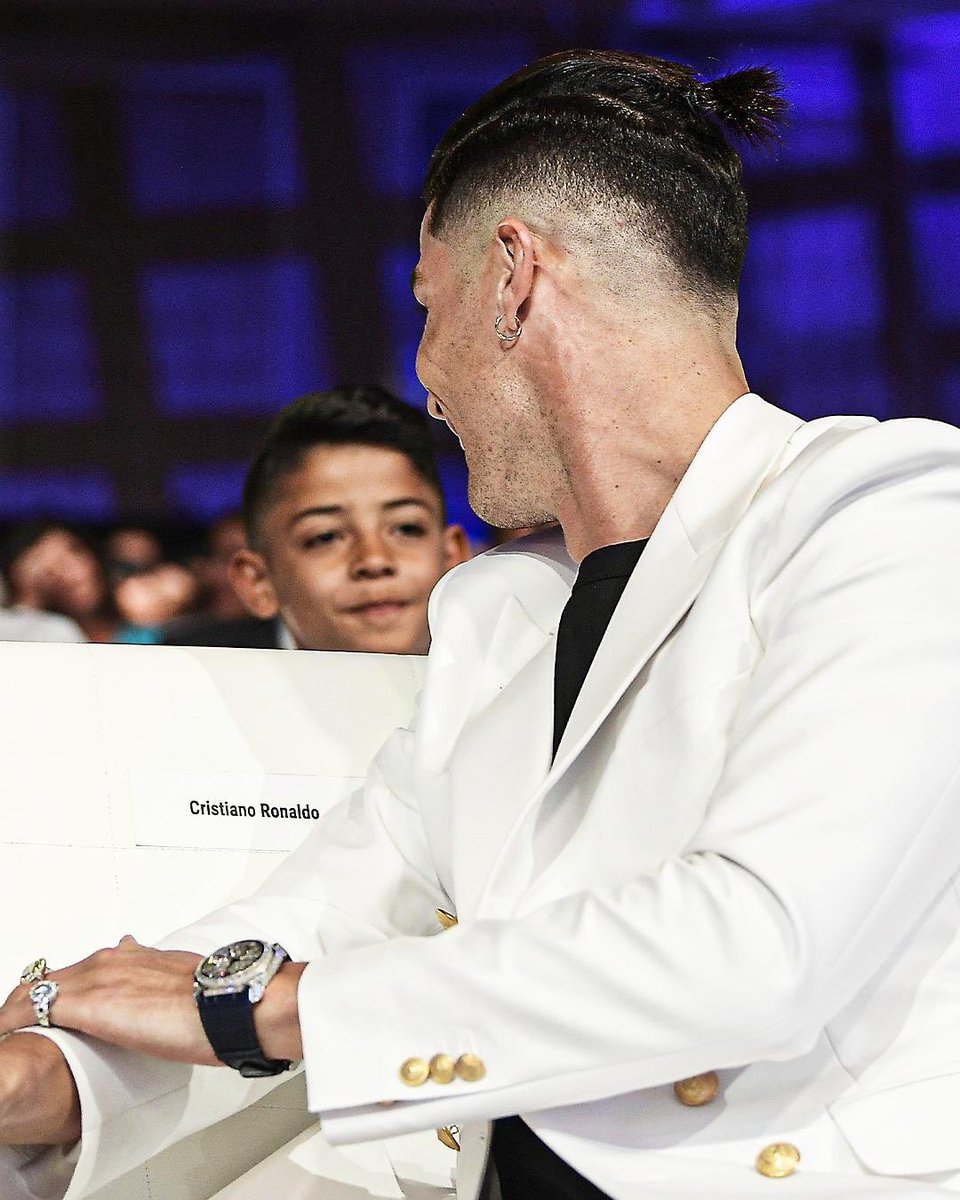 Voll Suss Habt Ihr Schon Cristiano Ronaldos Mini Zopf