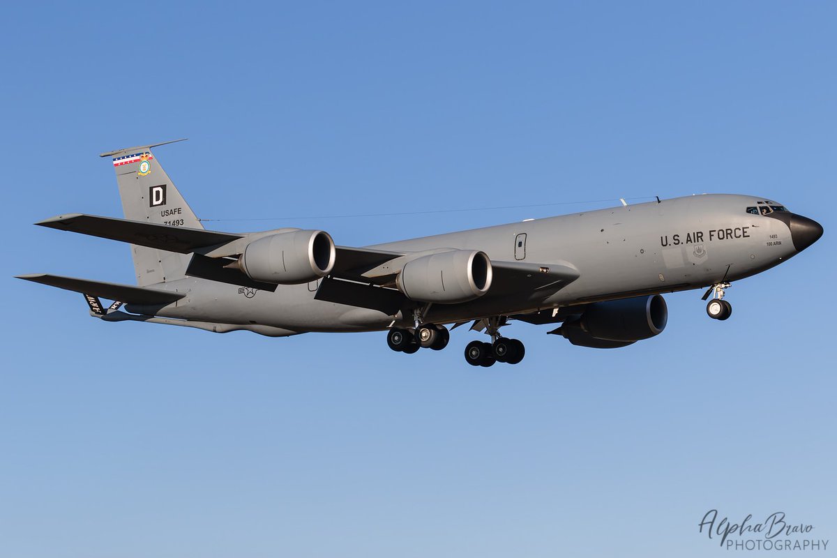 QUID 791 USAF 57-1493 KC-135R with 'Wolf Pack' Noseart from the 351st ARS/100ARW arriving on RWY 11 at RAF Mildenhall