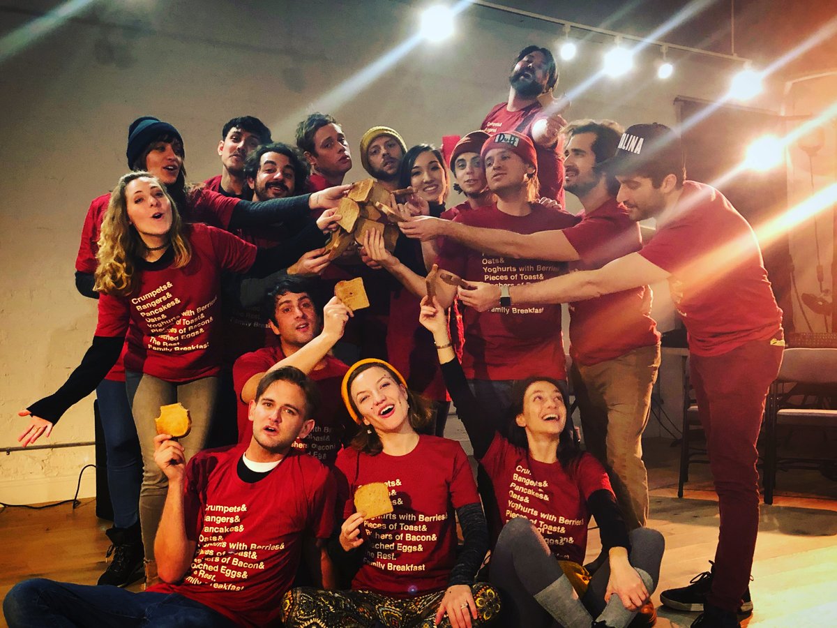 When we toast, we’re usin’ actual toast 🍞🧈🍞🧈 Hard to believe it has been one week since we closed our run of #POCKETS <a href="/sohoplayhouse/">SoHo Playhouse</a>. Butter your loafs in memory of the flakey, bakey days of yore 🤖🎭