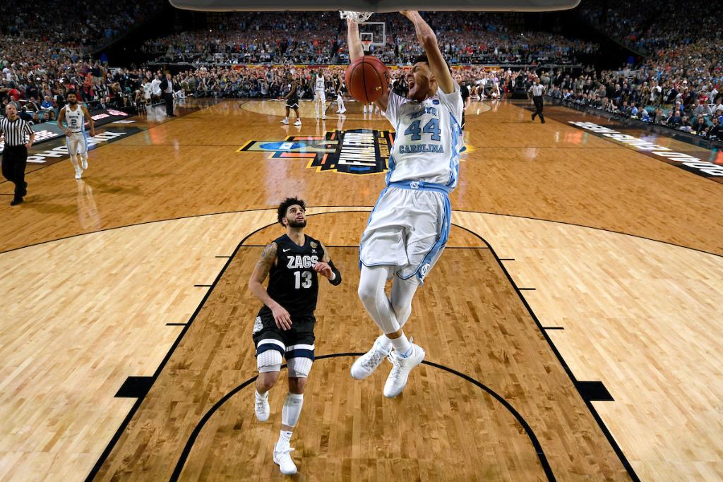 MFinalFour's tweet photo. Redemption for the Heels in 2017

📸 @UNC_Basketball https://t.co/lBpgIinKb0