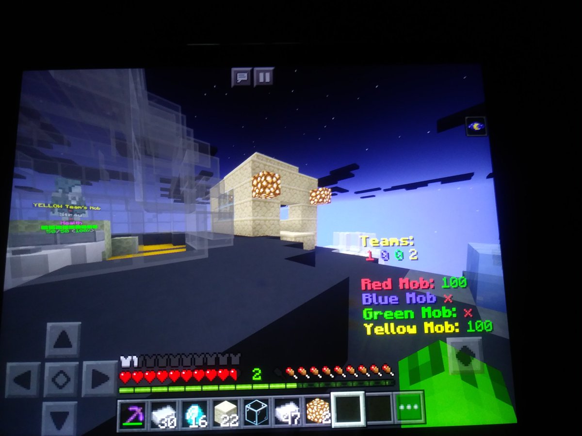 DPikachu666's tweet image. Teammate lemme build House before we took the Win. Jus' Made the Highlight of my 2019
On the Brokenlens server