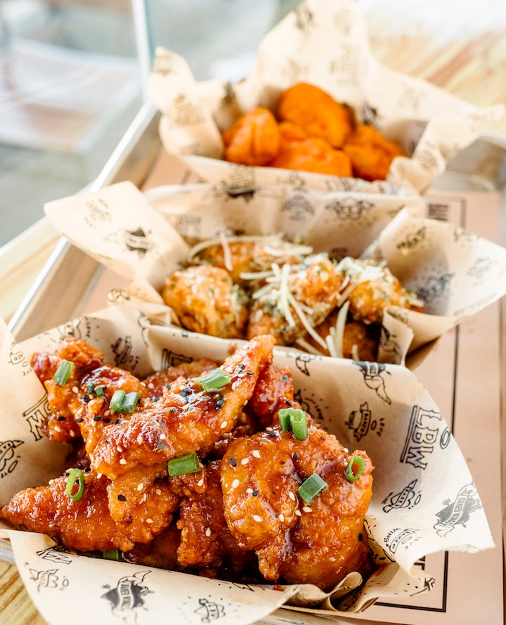 LoveBakedWings's tweet photo. When you can't pick one... you order 3 👏 #lovebakedwings

Upcoming Holiday Hours ↓
New Year's Eve: 11am - 7pm
New Year's Day: 11am - 10pm https://t.co/CO9ev5NGFs