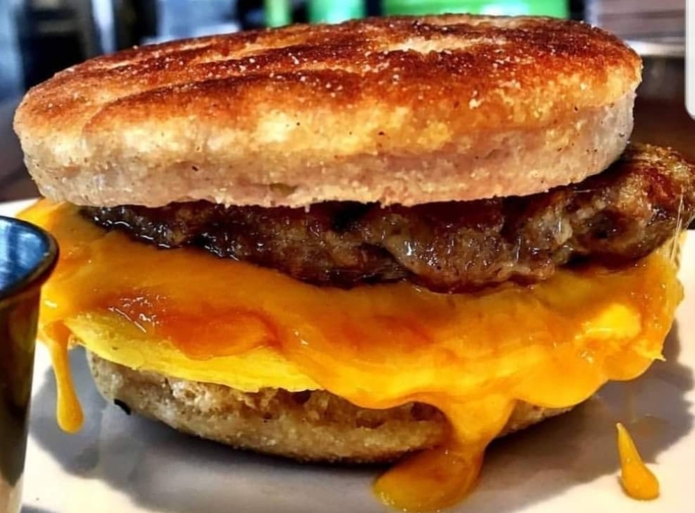 Breakfast goodies! Swing by for a bite today! 🤤🤤🤤🤤

#Denver #5280Eats #MileHighCity #Breakfast #Brunch #Eat #Yummy #Food #SundayThoughts