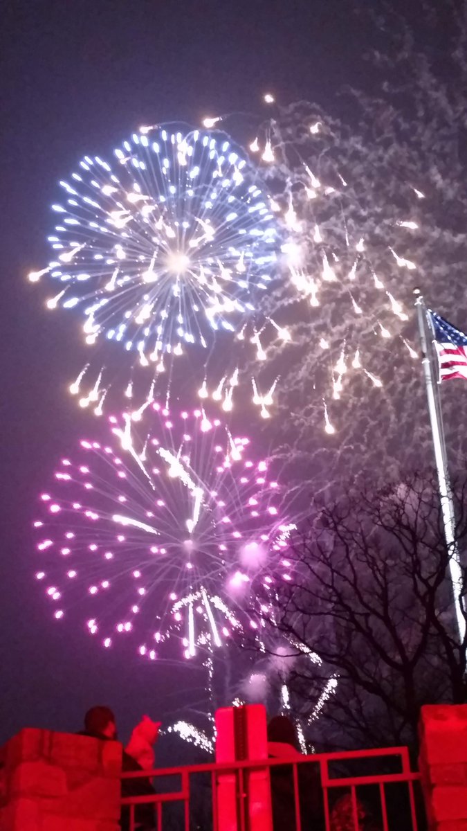 Fireworks will once again fly over the Pagoda #ReadingPagoda, New Year's Eve - December 31st at Midnight.  The Pagoda will be open 10pm to midnight.  Join WEEU for a live broadcast and enjoy holiday sing-along music from the Dave Kline Trio. Hot beverages &amp; donuts are available.
