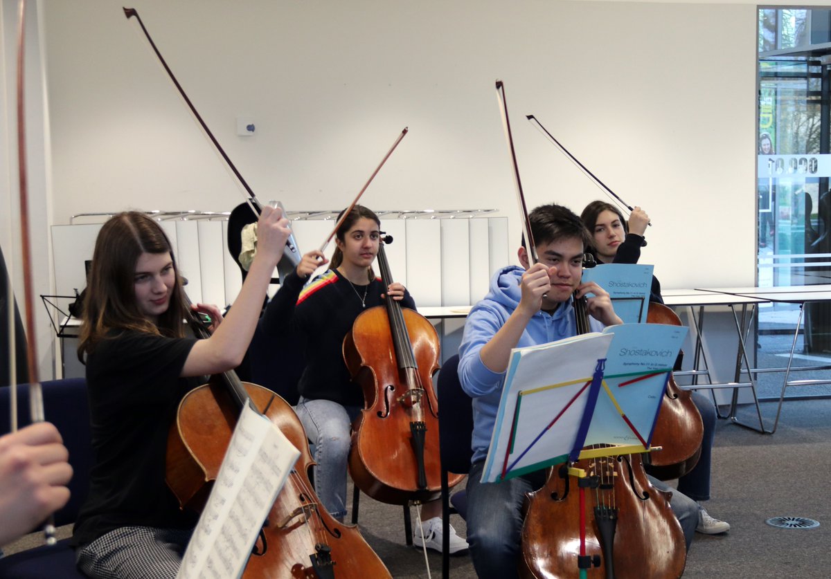 NYO_GB's tweet photo. This is how the NYO 2020 Cello section celebrates #InternationalCelloDay! Join us on tour in Coventry, London and Nottingham, 4-6 January: https://t.co/liA3JUhdnB

#NYORiseUp https://t.co/0um93iuFG7