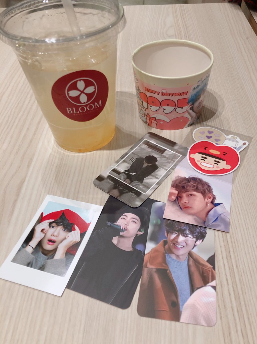 shybangchan's tweet photo. went back to bloom for #TaeInThe6IX round 2 โ๐ป thx for the cute event @kthinheaven & @taesvly! ๐ https://t.co/uo8tMWglmc
