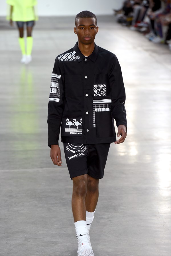 frumpytofunky's tweet photo. #Mens #sustainablefashion at @BFC
 #londonfashionweekmens #SS20 Seen in 
@eclipse_racing magazine - #StudioALCH explores #Deconstruction &amp; #reconstruction to extend #lifespan of clothes #ethicalfashion #menswear #eco #Mensfashion #mensstyle @TheLobbyLondon
https://t.co/lZL7Lp7iVY https://t.co/oSB94cQDIX