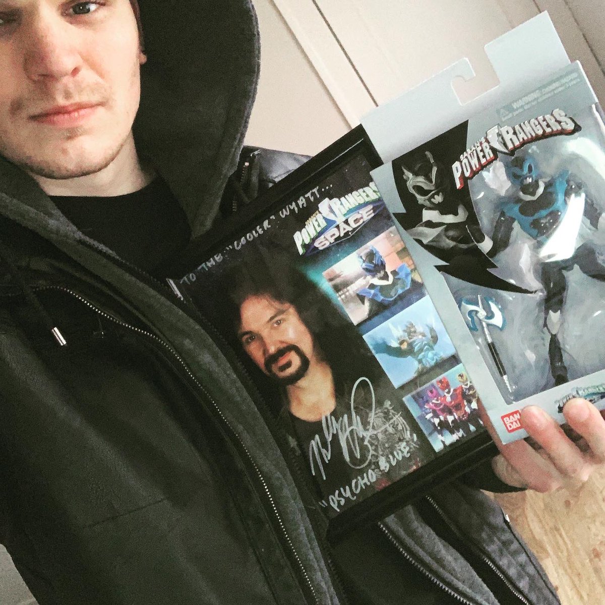 Ink_N_Ice's tweet photo. “I’m not a toy! I’m a psycho ranger!”

Psycho blue legacy collector is my new favorite https://t.co/5QFbkGNkoM