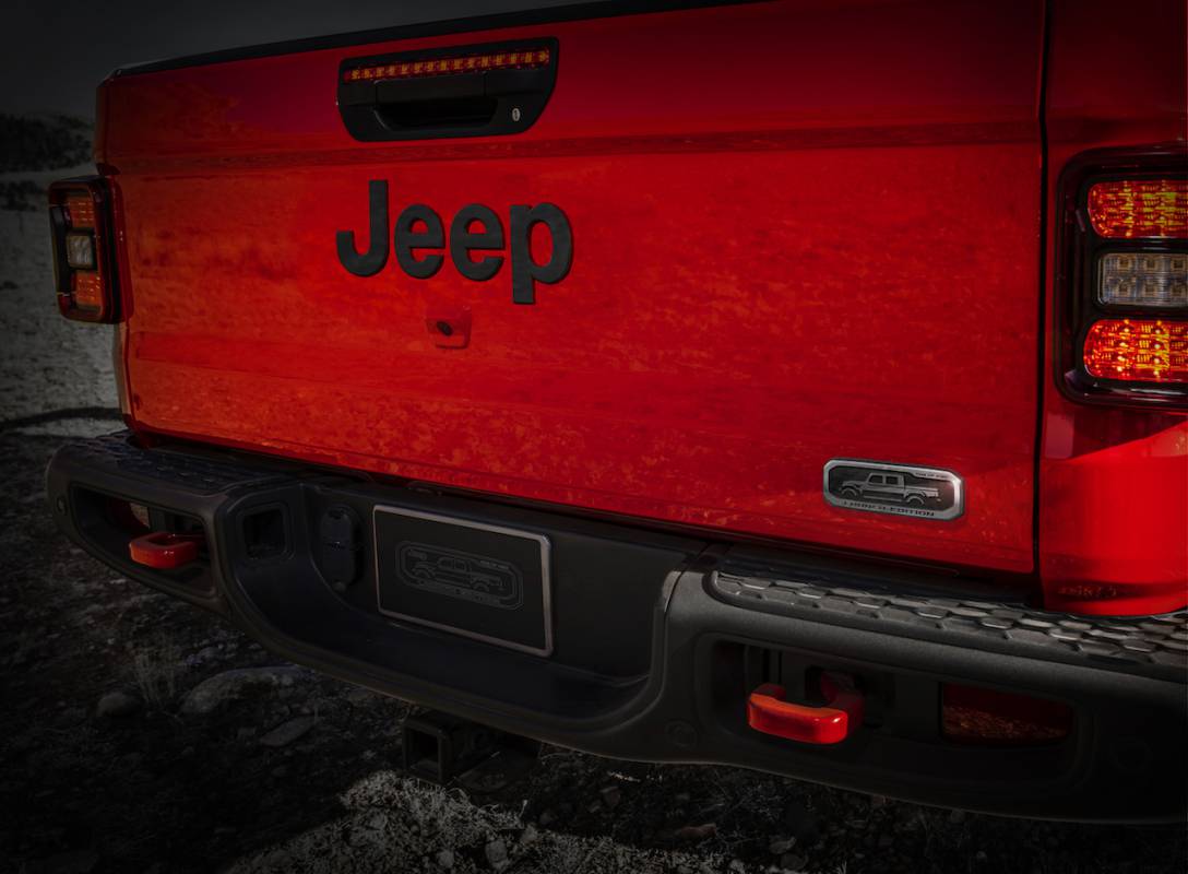 BakerDealMaker's tweet photo. Jeep #Gladiators Give #AmericanHeroes A #Military Discount: https://t.co/sA96Q8SF8N via @CarsDirect
Service members, visit #BakerDealMaker in #Princeton to find the #best 20/20 #Jeeps around: https://t.co/eXgMl3NEYN ✨ #NJ
@USNavy @USArmy @USCG @USMC @usairforce @SpaceForceDoD https://t.co/dOayQDsqe9