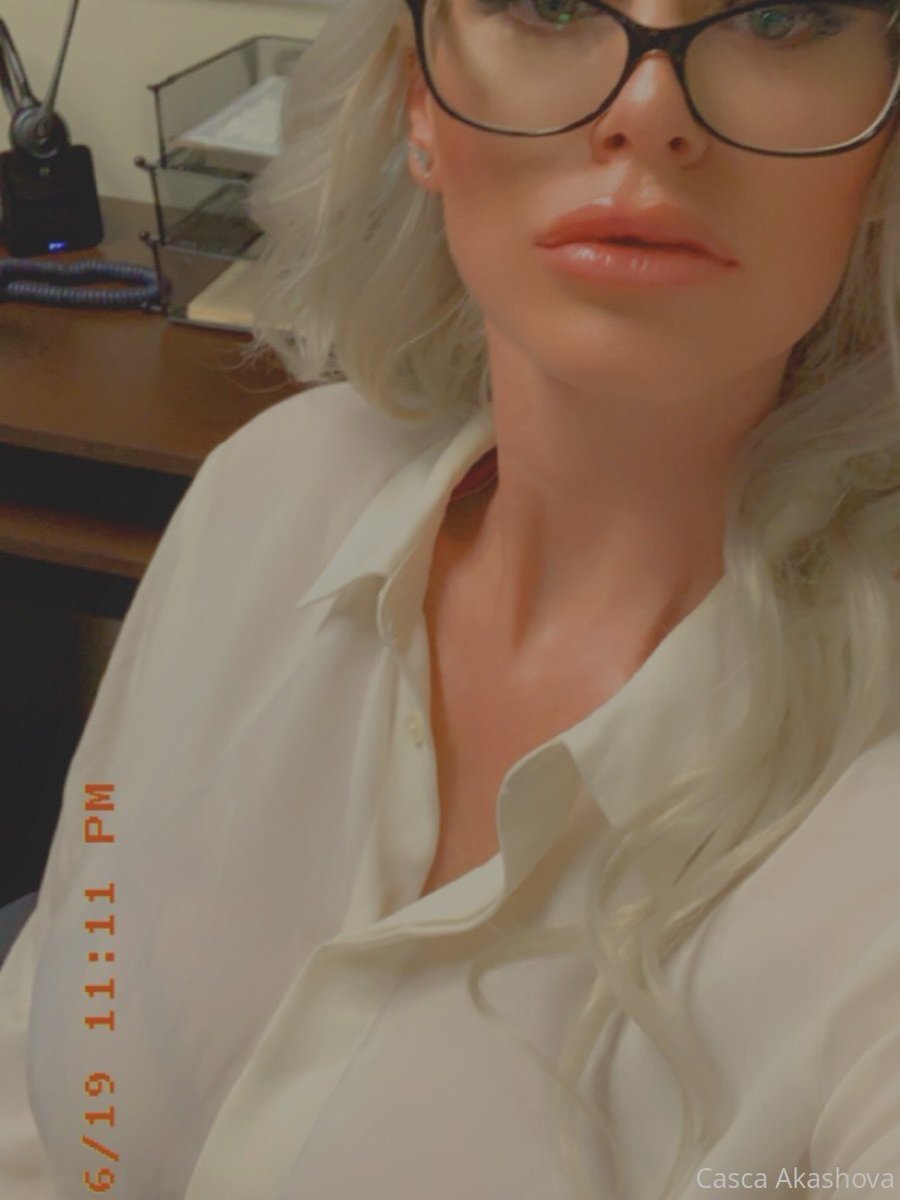 casca akashova on X: BTS with MoFos .. Im a naughty HR manager who needs  some loosening up perhaps Oliver Flynn and Vienna Can help ... Oh My!  t.co2KcZil8zNN  X