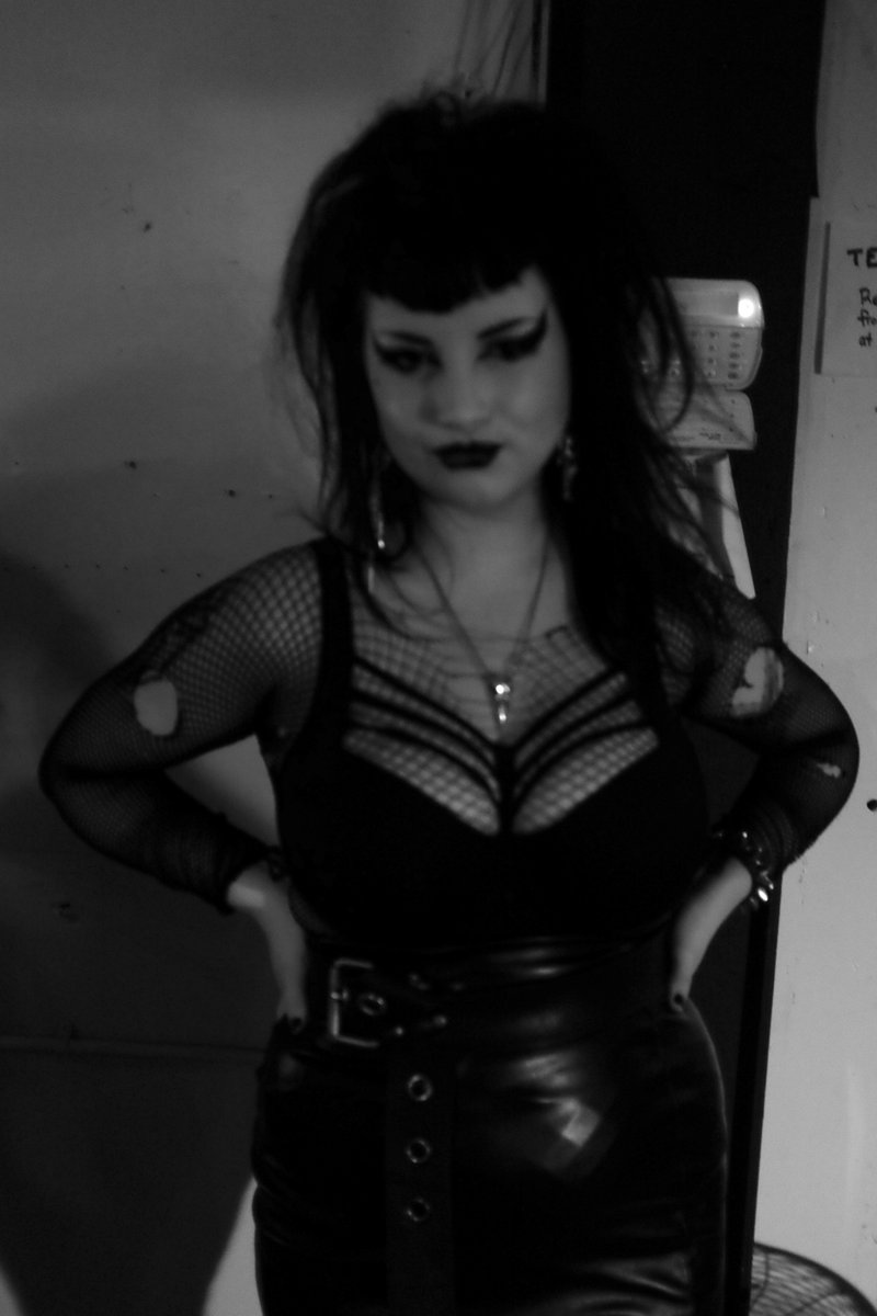NikkiNevver's tweet photo. The Dark Eighties is happening on NYE! Get an advance ticket because tickets will be limited at the door!! 

https://t.co/kJcyqx8DvW https://t.co/yeBscMuk0y